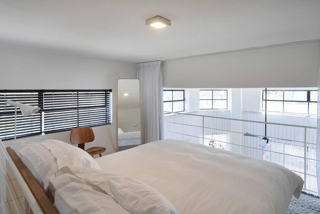 A Bauhaus Gem - Prime Location Appartement