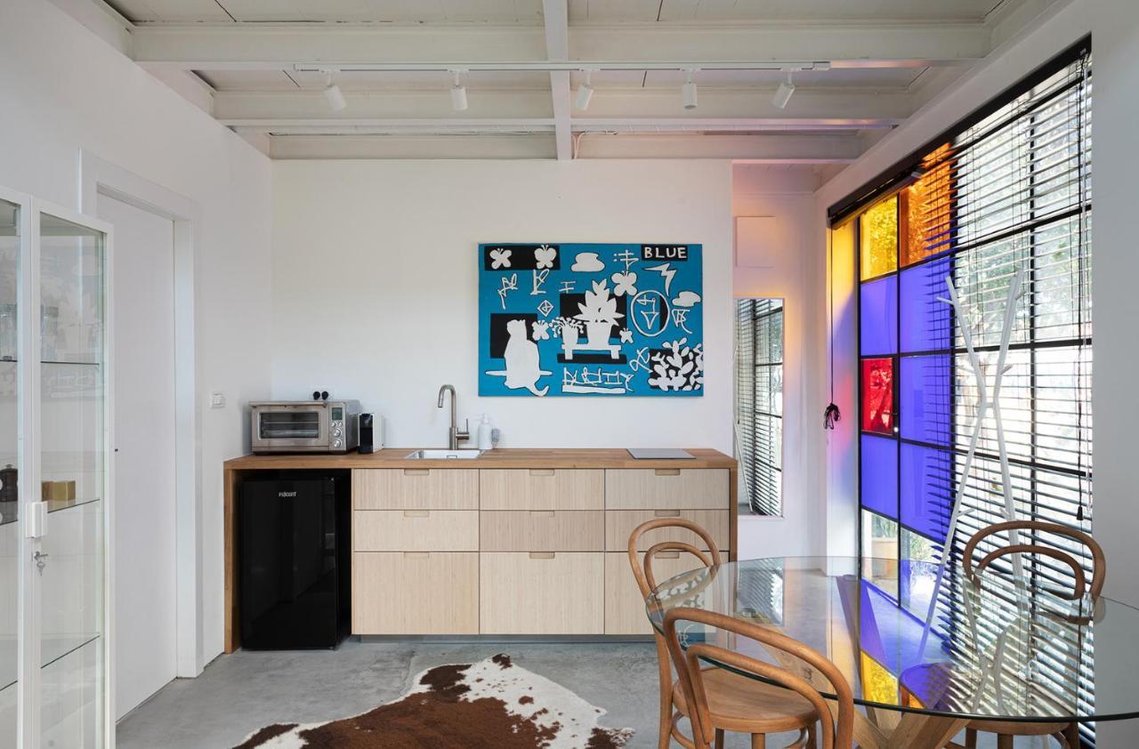 A Bauhaus Gem - Prime Location Tel Aviv